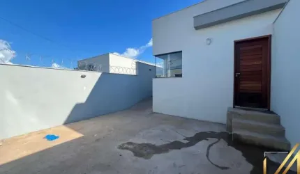 Casa com 3 quartos à venda na Rua Diaconiza Luci Bravos, Jardim Monte Verde, Conselheiro Lafaiete, 75 m2 por R$ 394.000