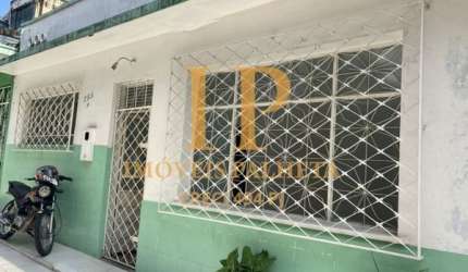 Vende-se Casa, 2 quartos, em vila, no Presidente Vargas, Centro, Manaus