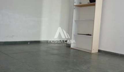 Apartamento com 1 quarto para alugar na Rua Ingles de Sousa, --, Jardim da Glória, São Paulo por R$ 1.700