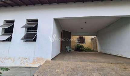 Casa com 3 quartos à venda na Celso Luglio, 114, Vila Moletta, Valinhos, 155 m2 por R$ 585.000
