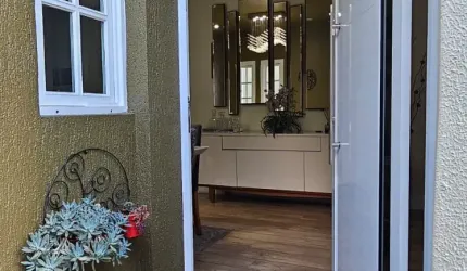 Belíssimo sobrado à venda!