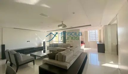 Apartamento  Alto  Padrão, com 3 dormitorios