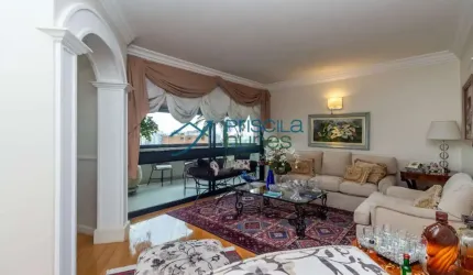 Apartamento Moema em andar alto com vista