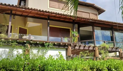 Praia do Forte > Residencial Peixe Espada >3 quartos com suíte e varanda