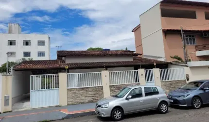 Casa com 3 quartos à venda na Araceli Cabrera Crespo, 50, Fátima, Serra por R$ 1.500.000