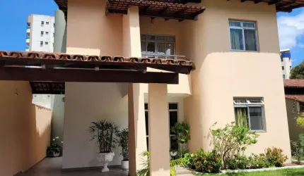 Casa com 5 quartos à venda na Oswaldo Bastos de Souza Freitas, 275, Jardim Camburi, Vitória por R$ 1.700.000