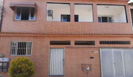 Casa com 3 quartos à venda na Santos, 29, Marcílio de Noronha, Viana por R$ 850.000