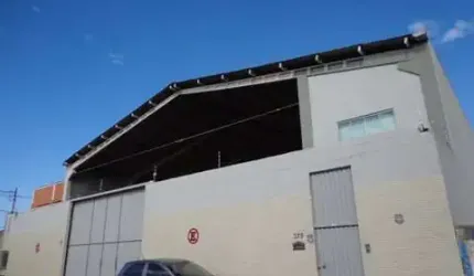 Barracão / Galpão / Depósito com 8 salas à venda na Inhambú, 375, Novo Horizonte, Serra por R$ 1.390.000