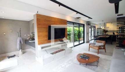 Casa à Venda - Brooklin, 2 Quartos,  200 m2