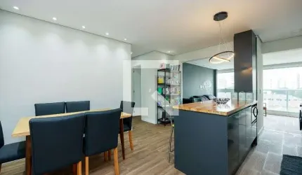 Apartamento à Venda - Campo Belo, 2 Quartos,  70 m2