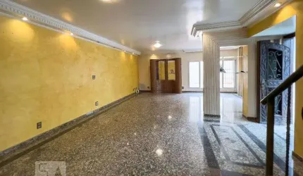 Casa à Venda - Moema, 5 Quartos,  300 m2