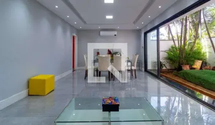 Casa à Venda - Campo Belo, 4 Quartos,  220 m2