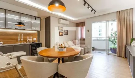 Apartamento à Venda - Vila Olímpia, 2 Quartos,  70 m2