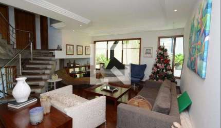 Casa à Venda - Jardim Marajoara , 4 Quartos,  273 m2