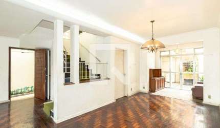 Casa à Venda - Moema, 4 Quartos,  130 m2