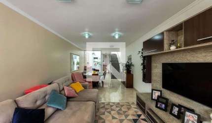 Casa à Venda - Bosque da Saúde, 3 Quartos,  241 m2