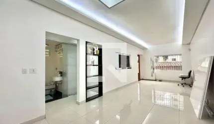 Casa à Venda - Saúde, 4 Quartos,  190 m2