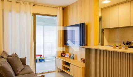 Apartamento à Venda - Vila Pompéia, 2 Quartos,  71 m2