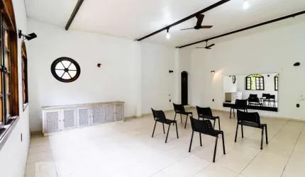Casa à Venda - Ipiranga, 2 Quartos,  130 m2