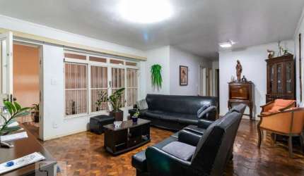 Casa à Venda - Ipiranga, 6 Quartos,  245 m2
