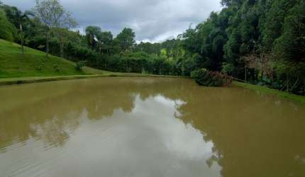 Sítio com lago em Mairinque-sp bairro dona Catarina