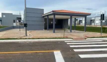 Alugo casa no residencial garça branca