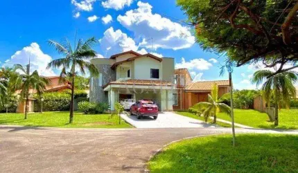 Sobrado à venda em Holambra, Residencial Palm Park, com 4 quartos, com 360.5 m²