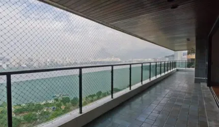 Belíssimo apartamento na Lagoa