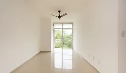 Apartamento na Freguesia 2 quartos, 1 suíte. Rua nobre com infraestrutura de lazer