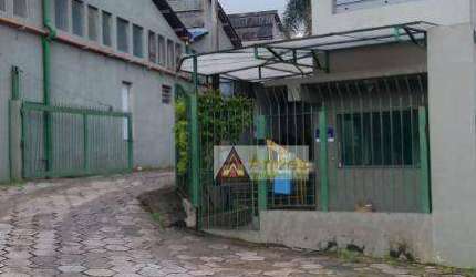 Excelente Galpão com escritórios, refeitório, vestiário feminino,  próximo á Raposo Tavares com 4000 m2. para qualquer finalidade.