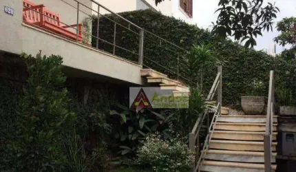 Aproveite a chance de morar numa linda casa no jardim paraíso!