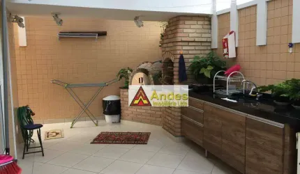 Sobrado com 3 suítes, 3 vagas, quintal com churrasqueira em condomínio com muito verde! à venda, 275 m² por R$ 1.580.000 - Tremembé - São Paulo/SP