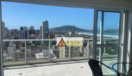 Esplendida Cobertura Triplex no Guarujá. 3 suítes, living para 3 ambientes toda mobiliada e decorada! veja as fotos! Aceita permuta.