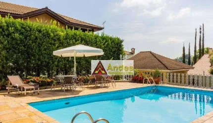 Casa Térrea Pronta p/ Morar 4 dormitórios 1 Suíte Piscina Aquecimento Solar 10 vgs à venda 900 m² a/ter 454 m² a/c R$ 3.250.000,00- Jardim Floresta SP