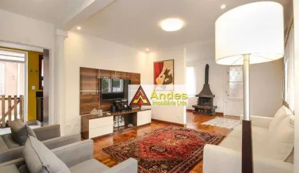 Casa de Vila Isolada Local Nobre Piscina aquecida com hidromassagem Totalmente Reformada à venda, por R$ 3.500.000,00- Perdizes Nobre SP
