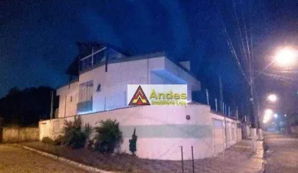 Sobrado Tríplex Lazer no Solarium c/ Churrasqueira 3 Suítes 6 vags há 1 quadra da Praia à venda, 215 m² por R$ 850.000 - Mirim - Praia Grande/SP