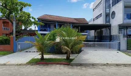 Sobrado beira mar a venda no Atami Norte