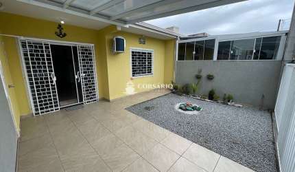 Casa 2 quartos sendo 1 suíte Monções