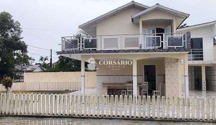 Sobrado 4 quartos próximo mar Carmery