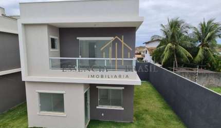 EXCELENTE CASA DUPLEX a 6 minutos da Praia de Buraquinho, em Miragem