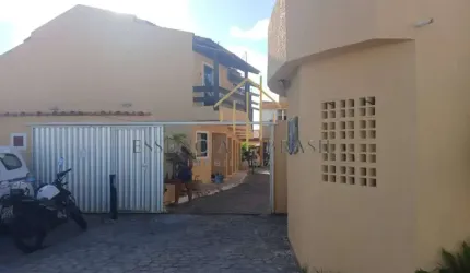 Casa de Condomínio Para Vender com 3 quartos no bairro Stella Maris em Salvador
