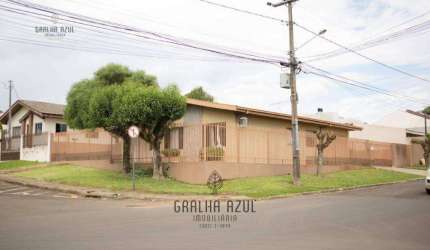 Casa com 3 dormitórios para alugar, 160 m² por R$ 2.800,00/mês - Trianon - Guarapuava/PR
