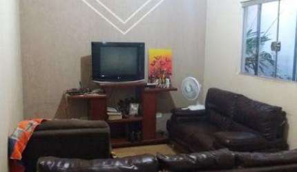 Casa para Venda em Presidente Prudente, CECAP, 4 dormitórios, 1 banheiro, 2 vagas