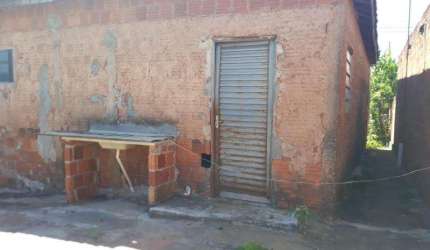 Casa para Venda em Presidente Prudente, ALVORADA, 2 dormitórios, 1 banheiro, 2 vagas