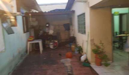 Casa para Venda em Presidente Prudente, AMÉRICA, 4 dormitórios, 1 banheiro, 2 vagas