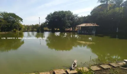 Sítio para Venda em Presidente Prudente, AEROPORTO, 3 dormitórios, 1 suíte, 6 vagas