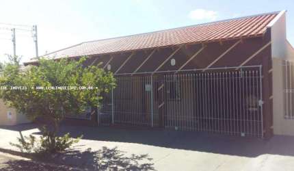 Casa para Venda em Presidente Prudente, CEDRAL, 4 dormitórios, 1 suíte, 2 banheiros, 4 vagas