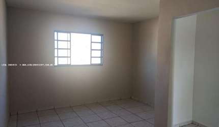 Casa para Venda em Álvares Machado, PARQUE DOS PINHEIROS, 3 dormitórios, 1 banheiro, 1 vaga