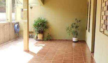 Casa para Venda em Presidente Prudente, EVEREST, 4 dormitórios, 2 banheiros, 1 vaga