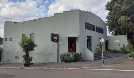 Salão Comercial para Venda em Presidente Prudente, SHIRAIWA, 2 banheiros, 2 vagas